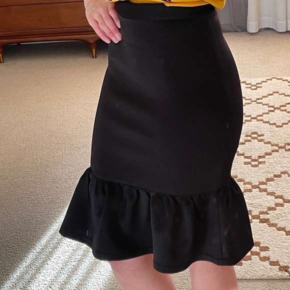 T&J Black Skirt w/ Flounce Hem - Picture 10 of 12